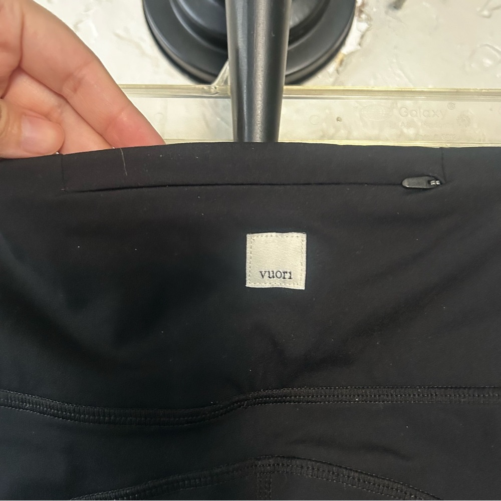 Vuori Stride Leggings - Picture 8 of 11